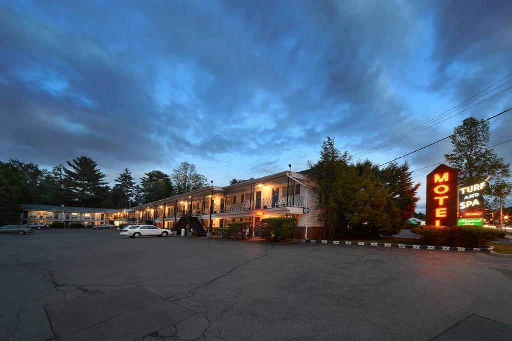 Turf And Spa Motel 사라토가 스프링스 외부 사진